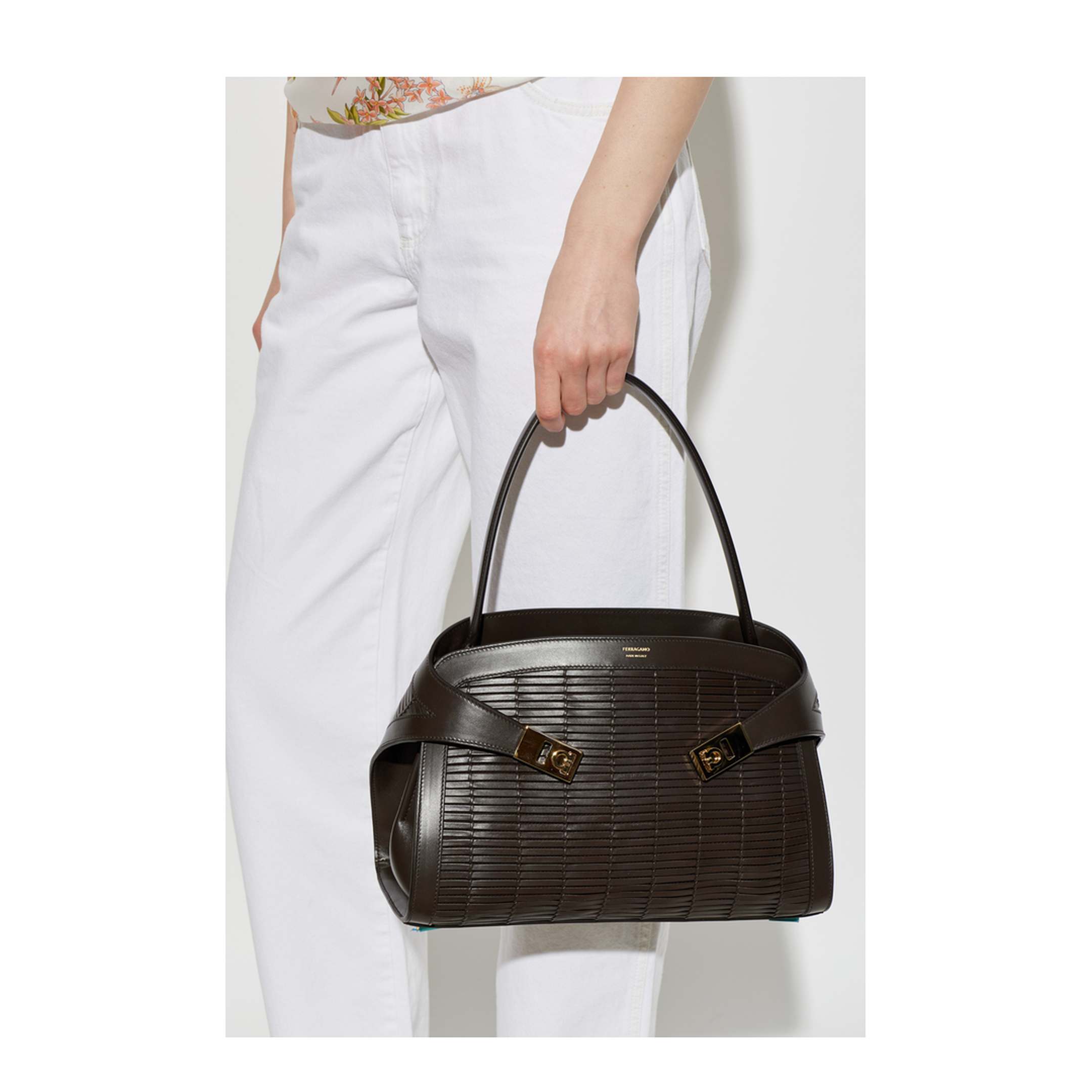 MAYFEYR - Ferragamo - Leather Bag Hug - 21A674HUGSHS792878TMORO