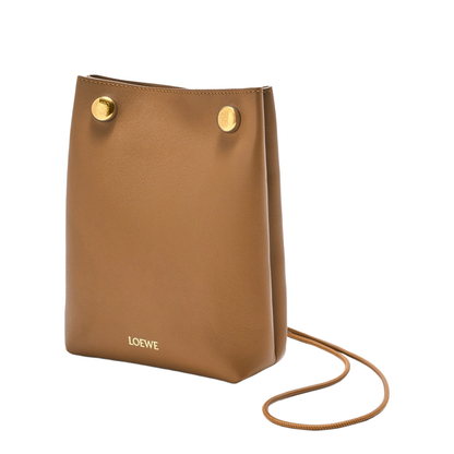 Pebble Clutch