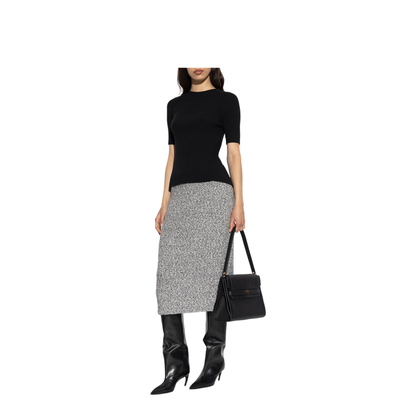 Skirt with an elastic waistband