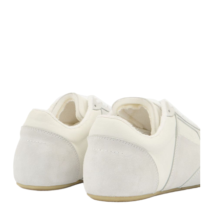 Sneakers White