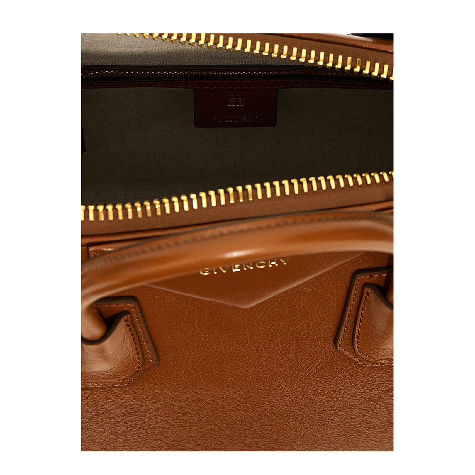 Antigona Small Shoulder Bag