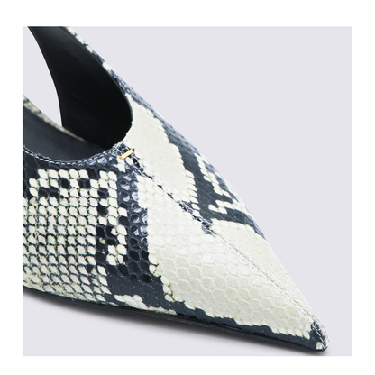With Heel Beige
