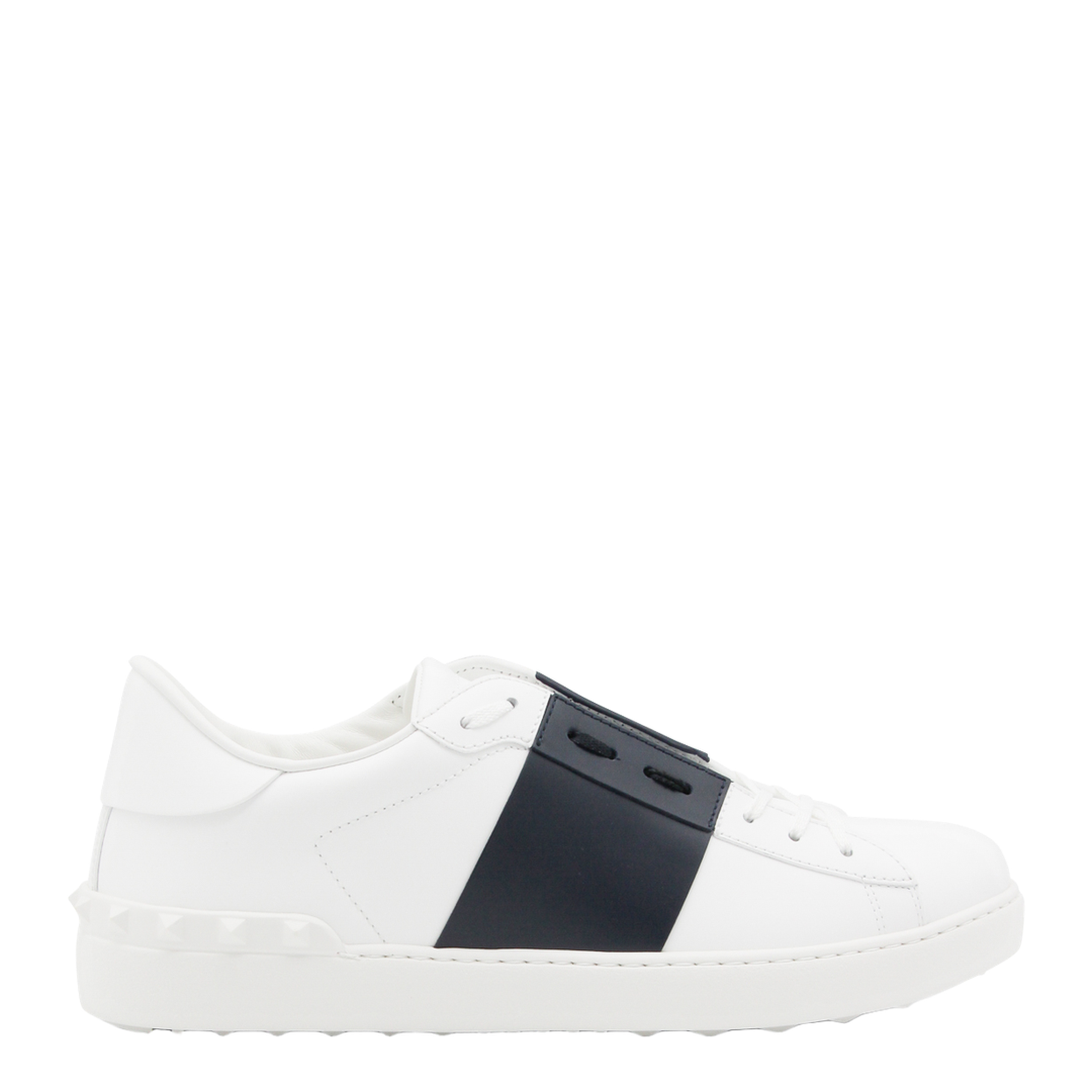 Open Sneakers