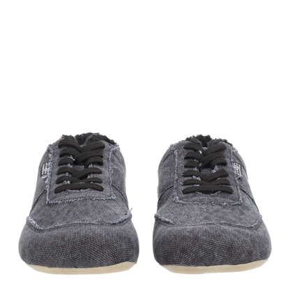 Anatomical Canvas Sneaker