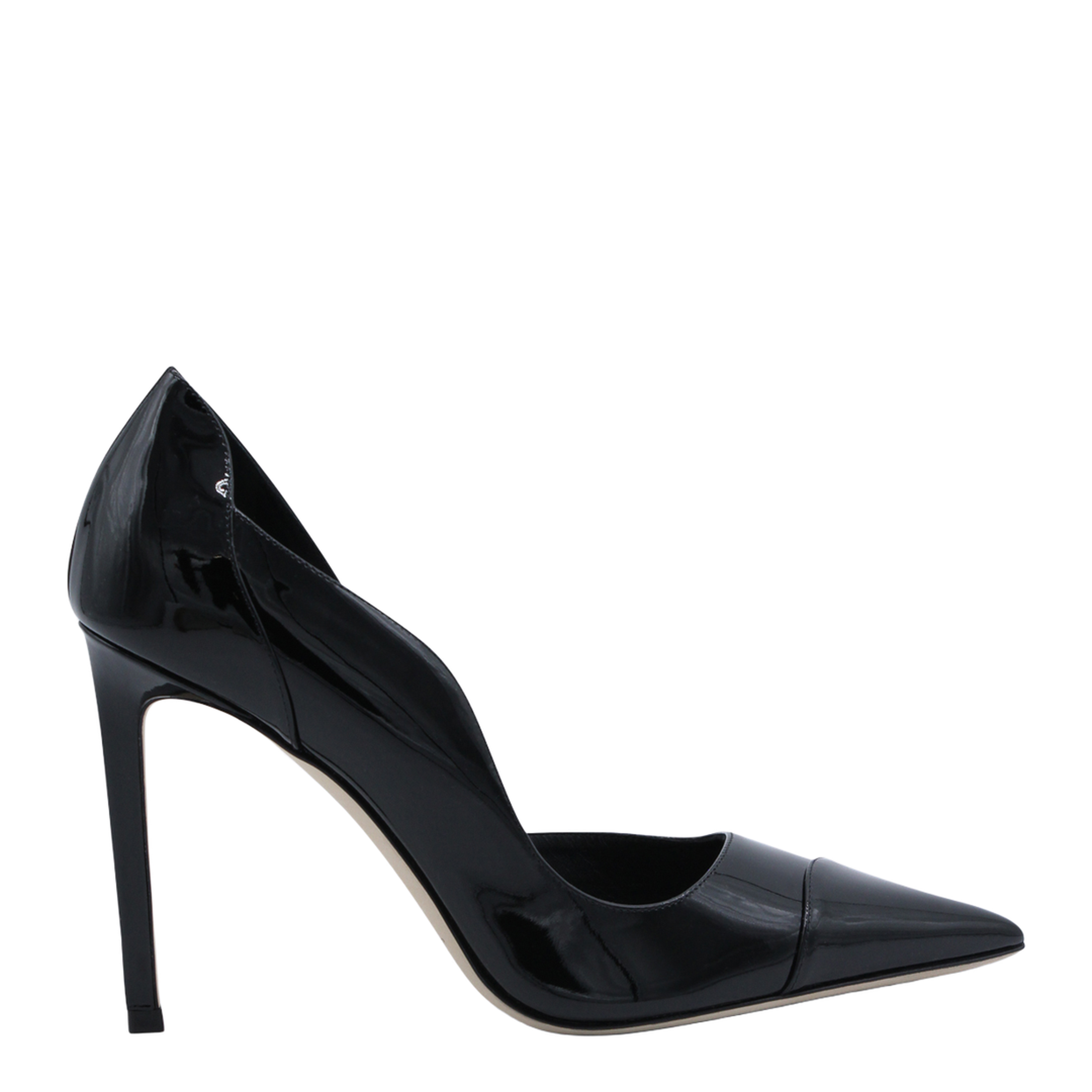 Pumps in Black Patent Leather