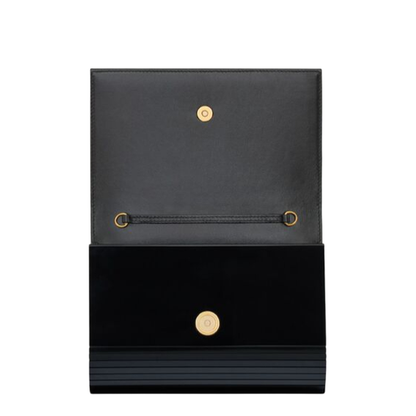 Vicky Minaudière in Plexiglass