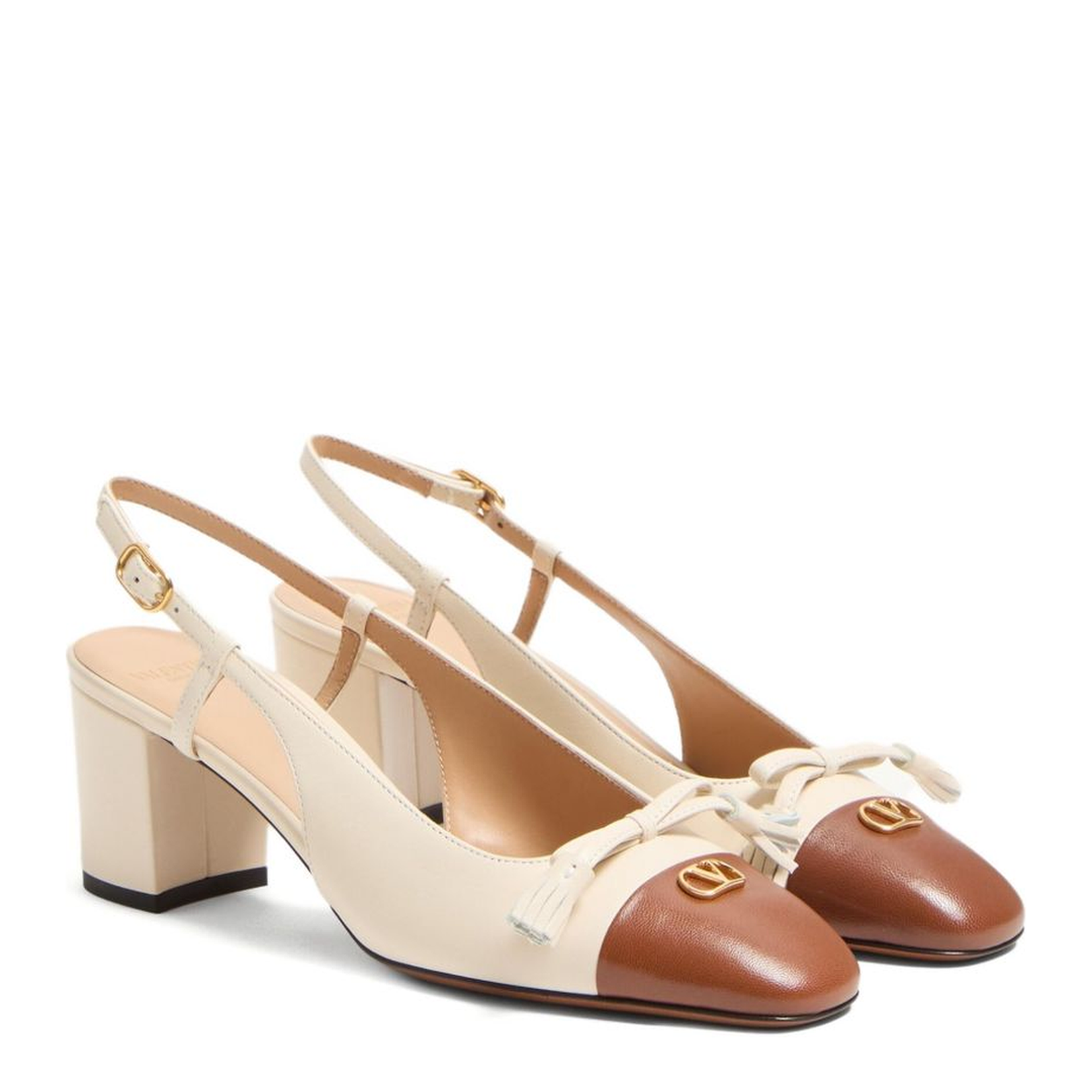 Buckle-Fastening Ankle Strap Sandals