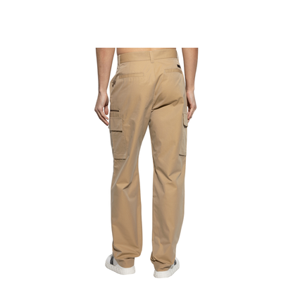 Trousers with pockets