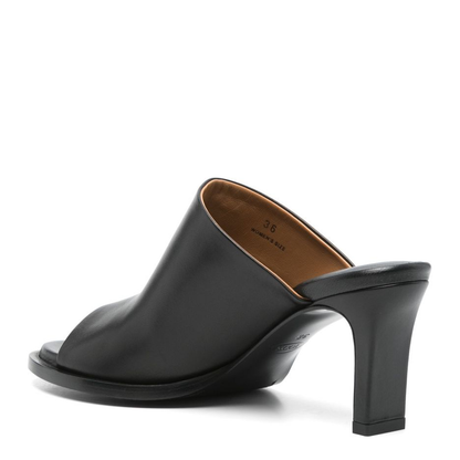 Mules in Leather