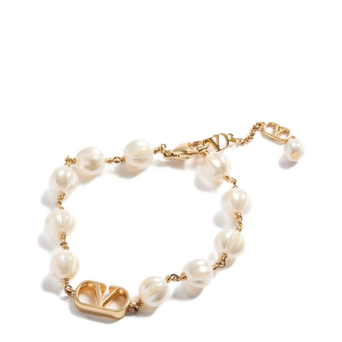 MAYFEYR - Valentino - Gold Tone Glass Beads Vlogo Charm - WJ0CD0UXMR5G