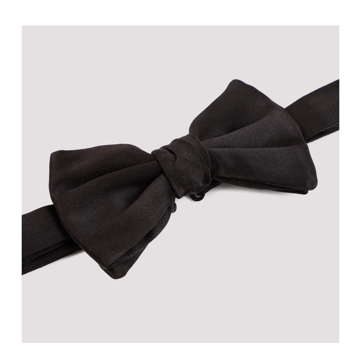 MAYFEYR - GIORGIO ARMANI - Woven Silk Bowtie - 3600318P99800020