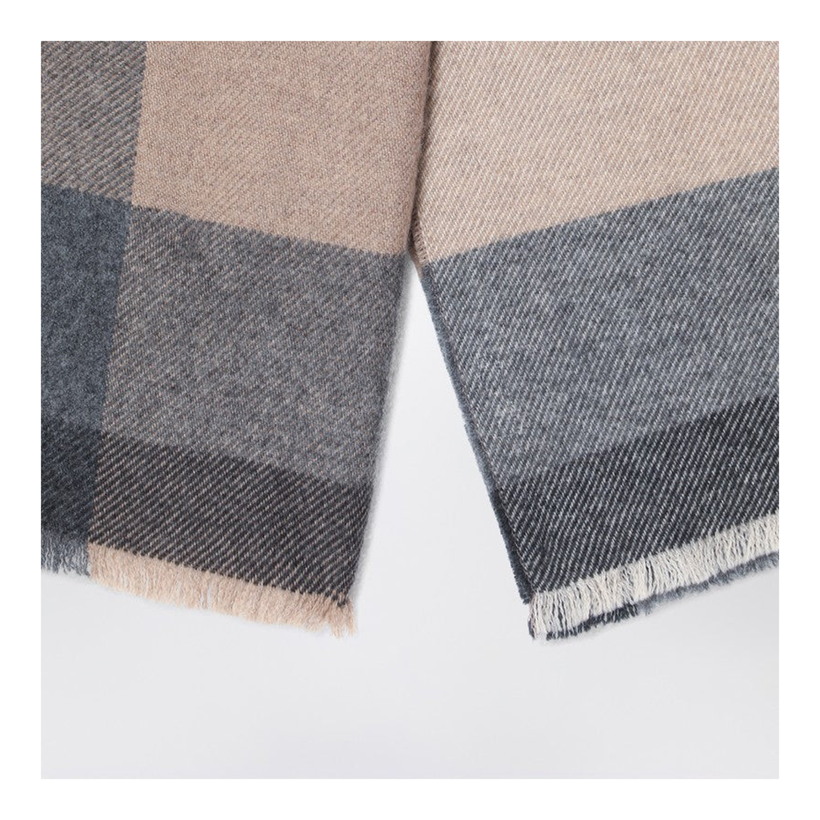 Colour-block Scarf in Wool and Cashmere