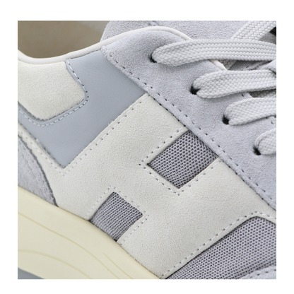Hyperlight Sneaker