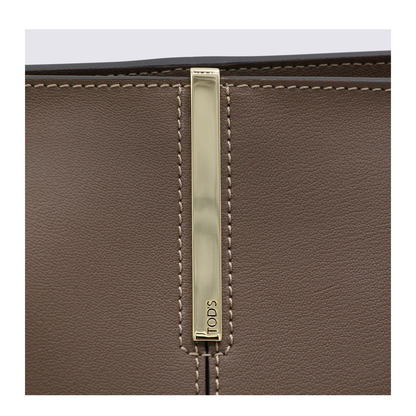 Shopping Bag in Leather Medium-Small