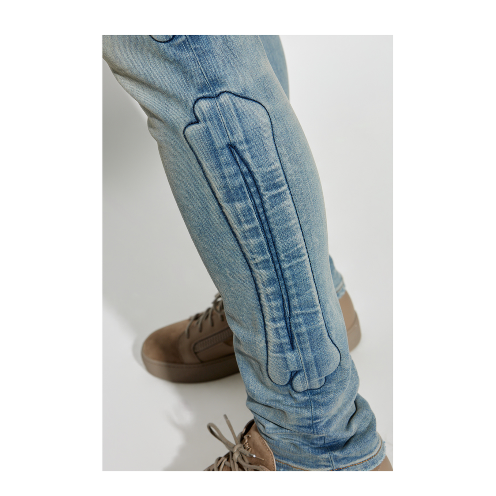 Jeans with logo