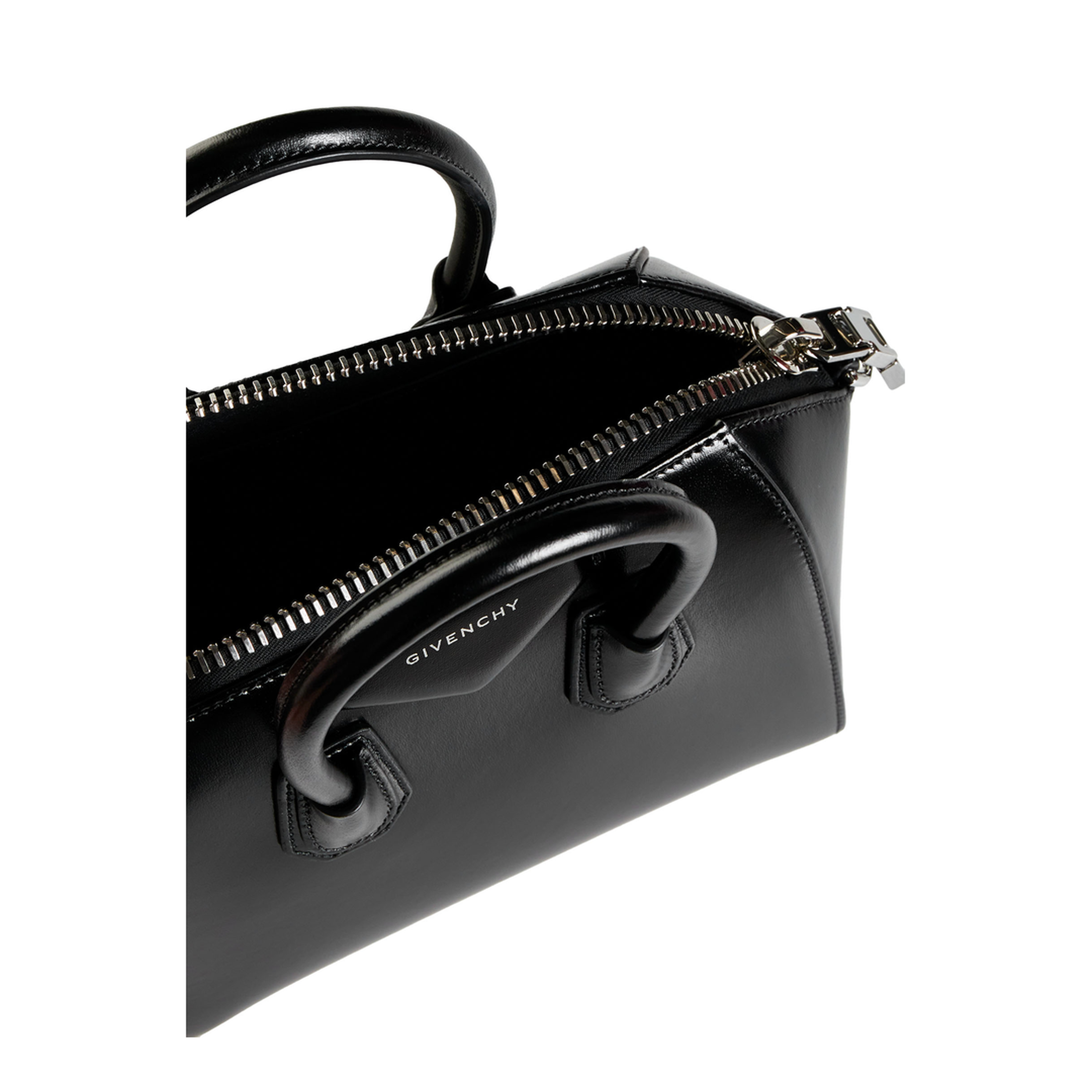 Antigona Mini Bag In Box Leather