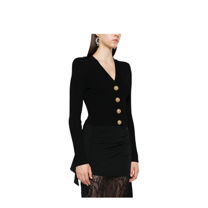 V-necked cardigan