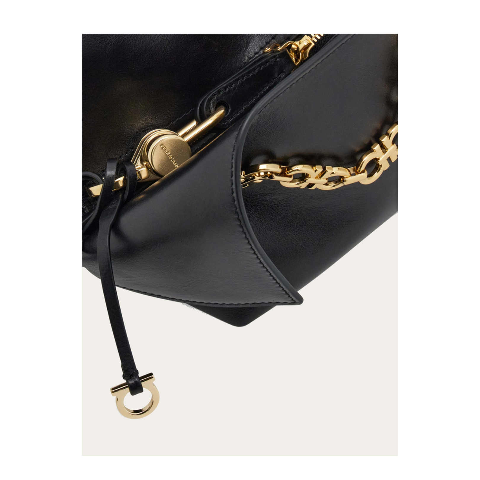 Folded Shoulder Bag (S)