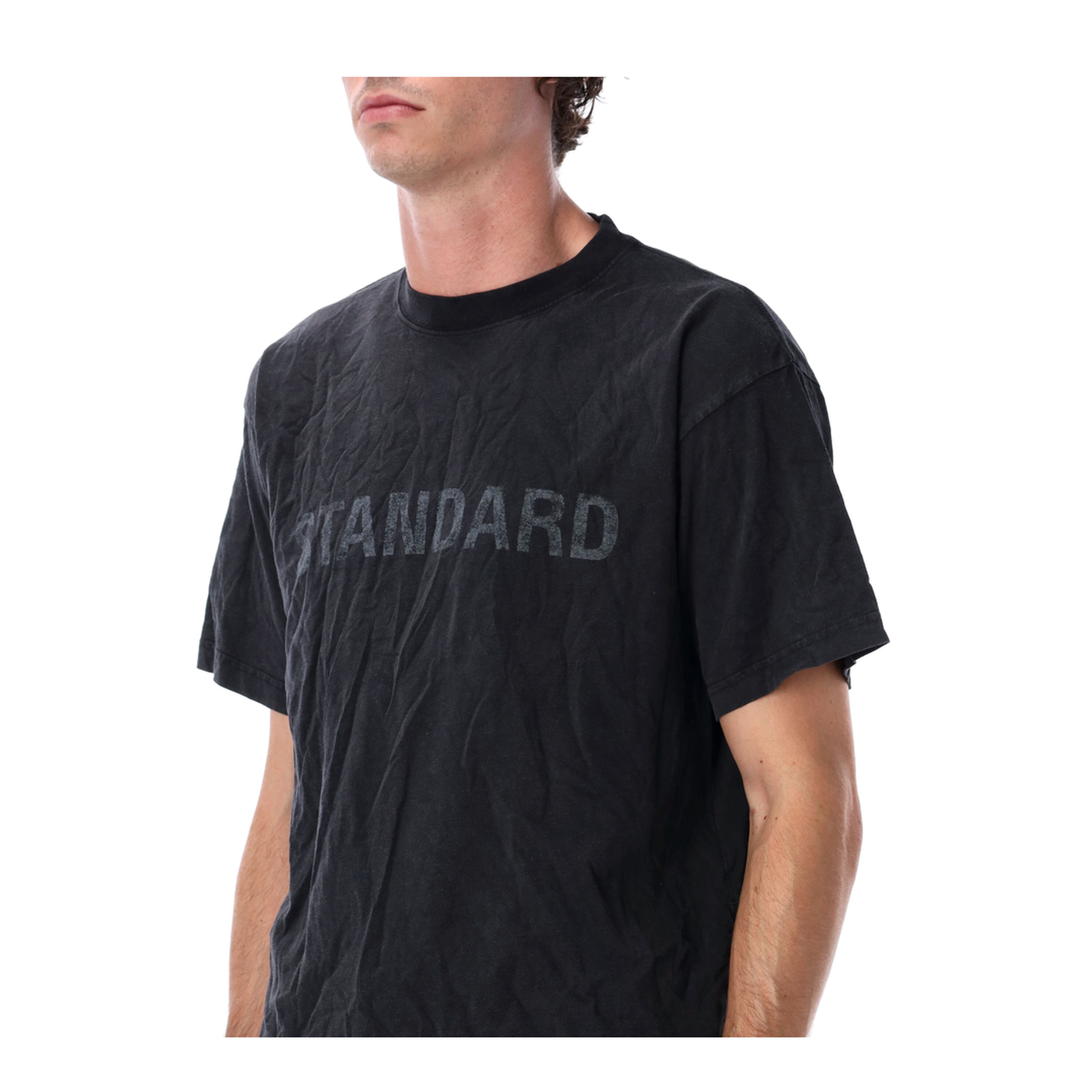 Standard T-Shirt Regular Fit in Black Faded