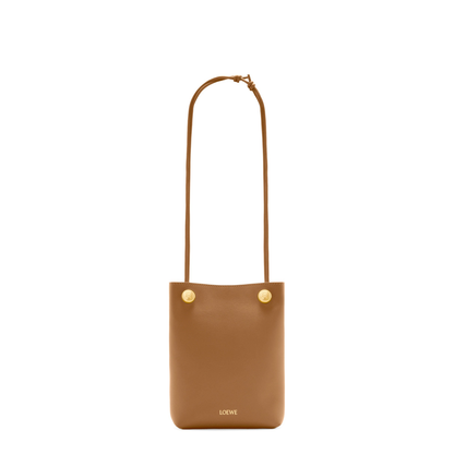 Pebble Clutch