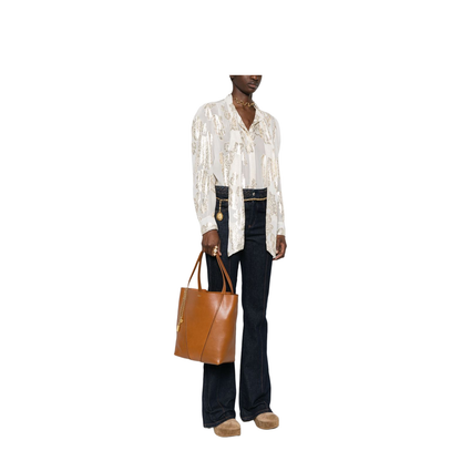 Spin Tote Bag in Grained Leather