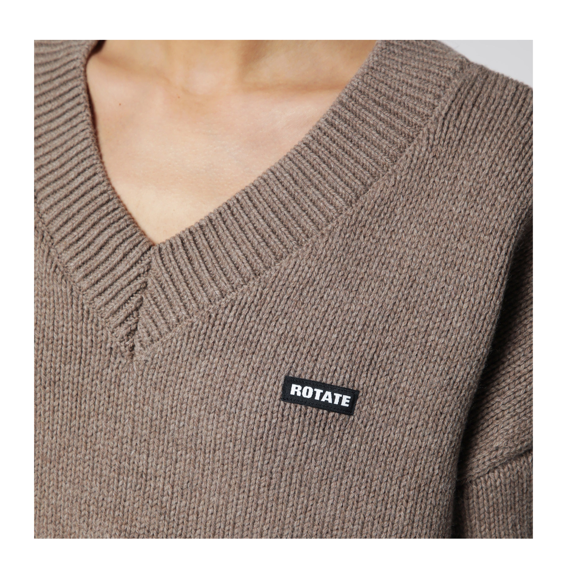 MAYFEYR - Rotate - Wool And Cashmere V Neck Sweater - 1151411078BCR20141078