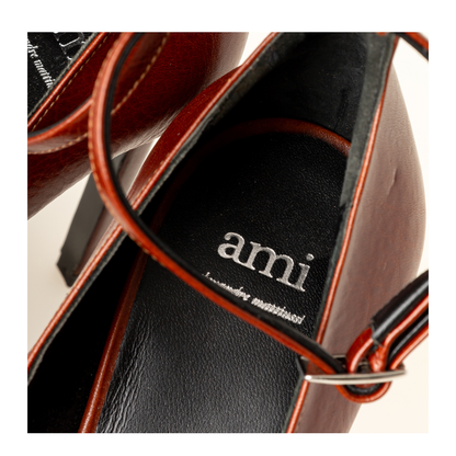 With Heel Brown