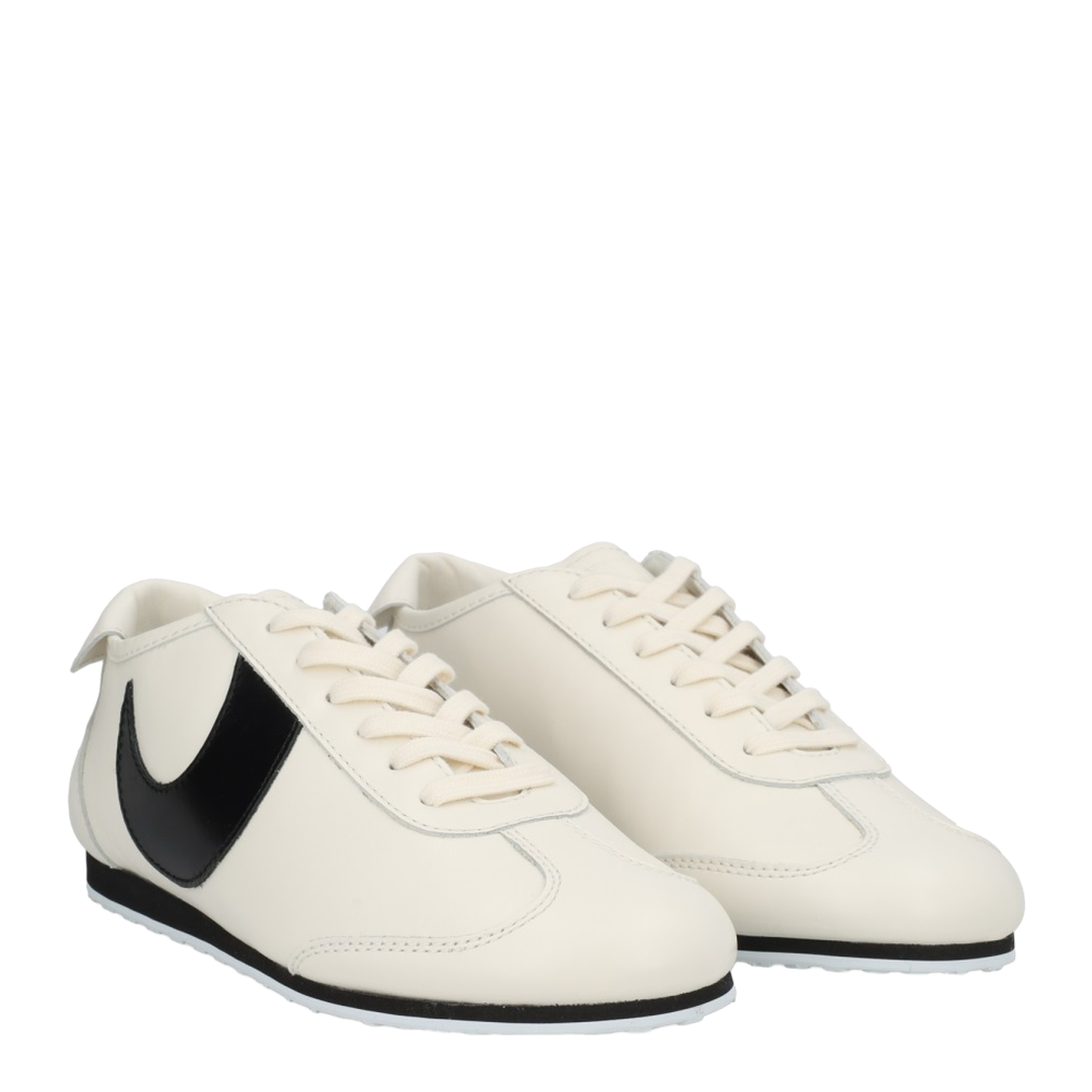 Astra Sneaker
