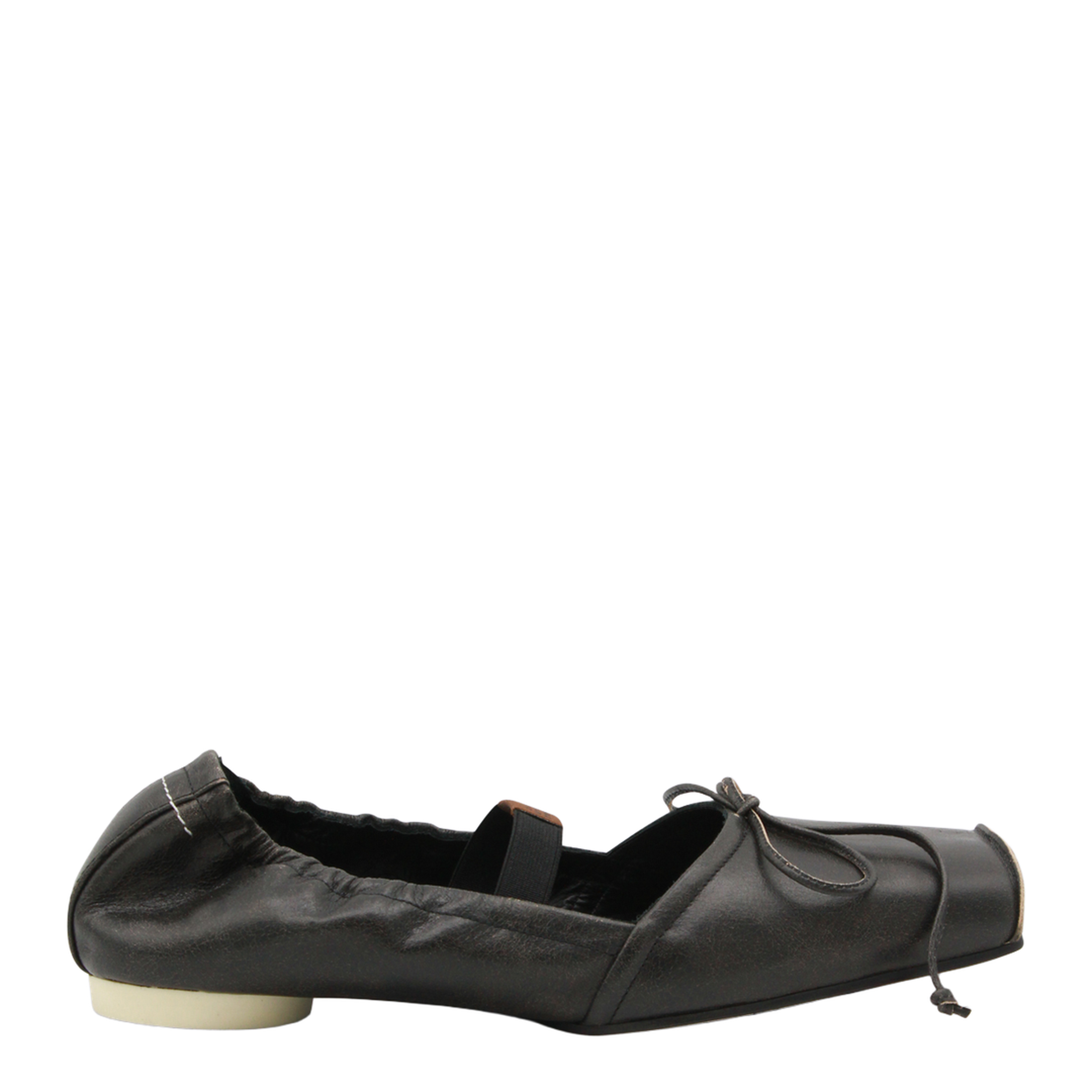 Square-toe ballerinas in brown calfskin leather