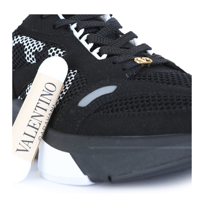 MAYFEYR - Valentino - Garavani Sneakers - 9Y2S0N88QAP0QS