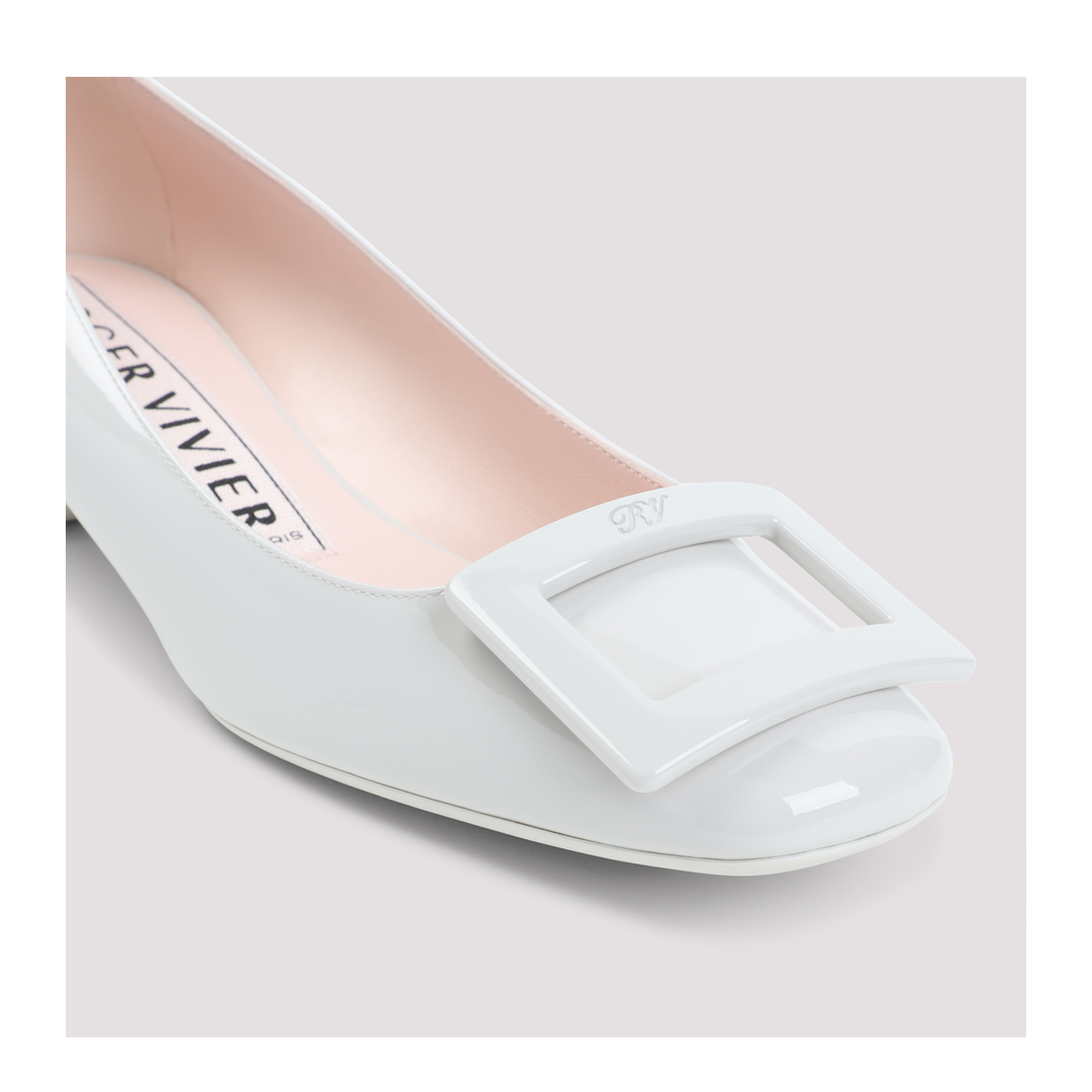 MAYFEYR - Roger Vivier - Roundy Lacquered 25 Decollete - RVW76741290D1P