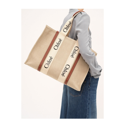 MAYFEYR - Chloè - Large Woody Tote Bag In Linen - CHC22AS382I26