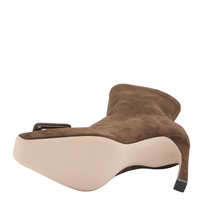 Boots Brown