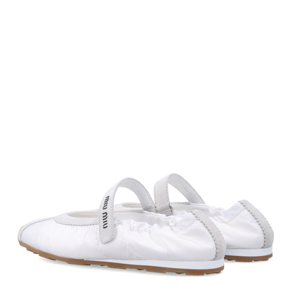 Flat Shoes White