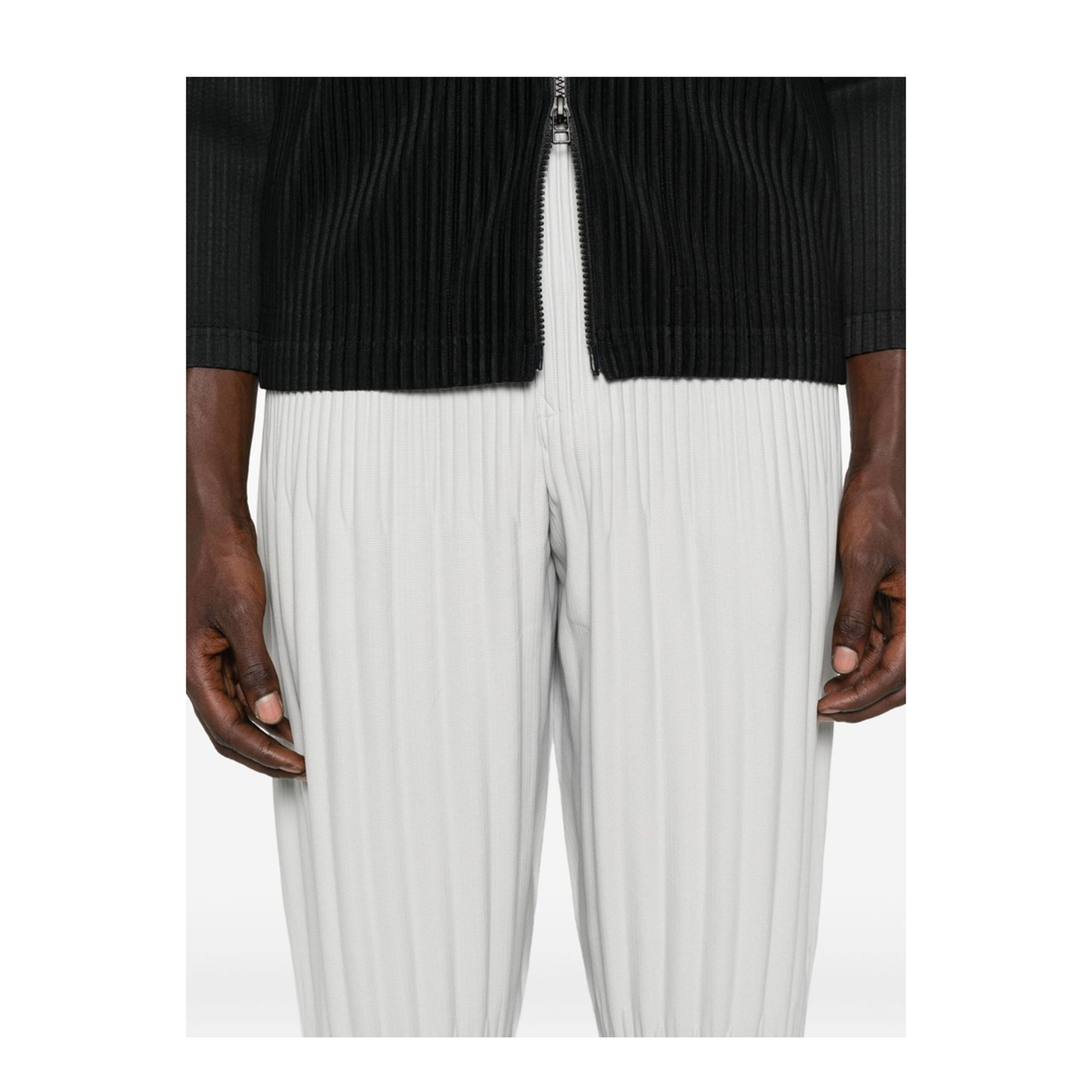 Light Grey Plissé Finish Straight Leg Pull-On Style