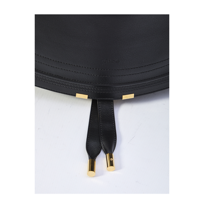 Shoulder Bag in Soft Leather Black