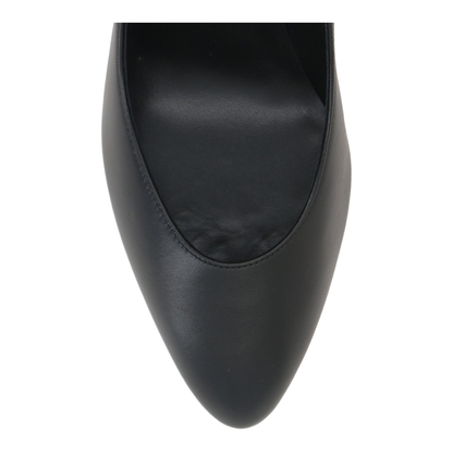 With Heel Black
