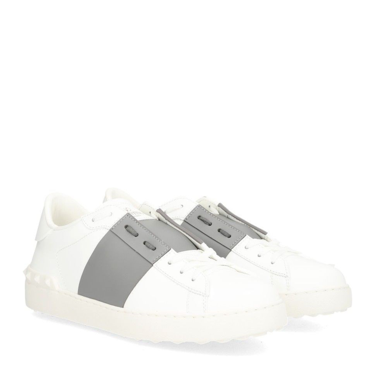 Open Sneakers