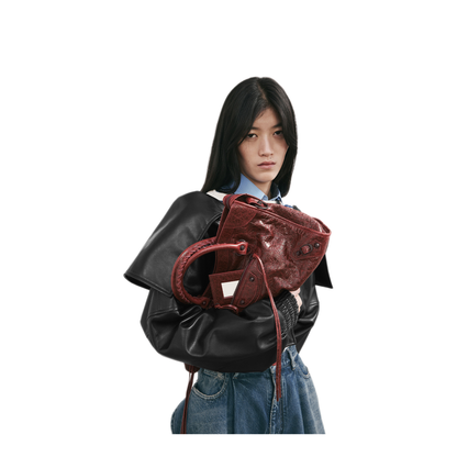 Le City Medium Lambskin Handbag - Berry Red