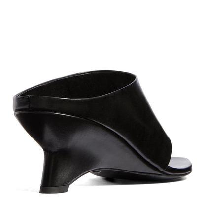 MAYFEYR - Khaite - Sandals Black - F31081027200