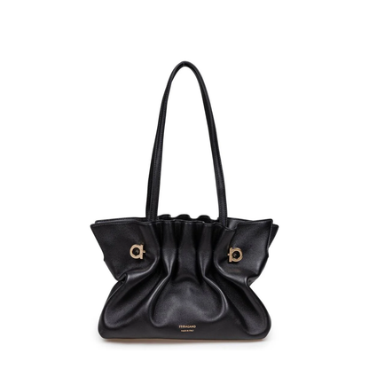 Soft Shoulder Bag in Black Nappa