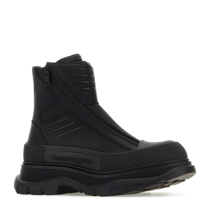 MAYFEYR - Alexander Mcqueen - Tread Slick Leather Zip-Up Ankle - 757712WHYKF1000