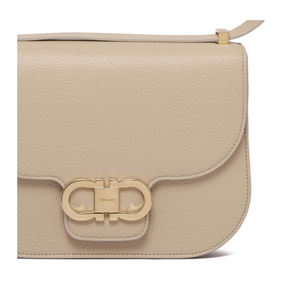 Elegant 100% Leather Handbag