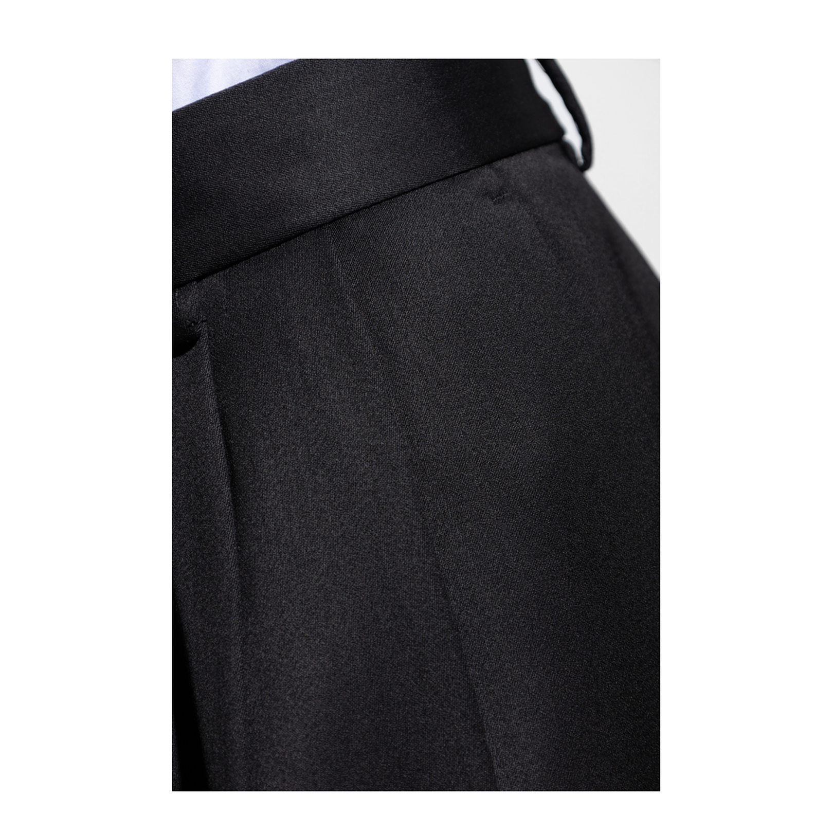 Embroidered Pattern Pants