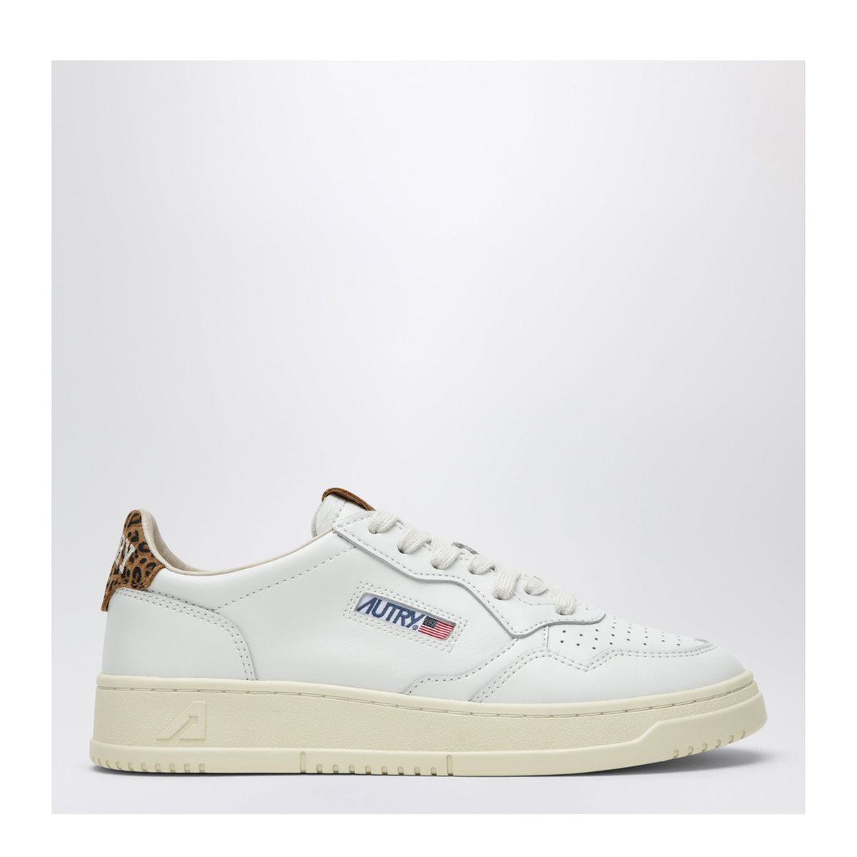 MAYFEYR - Autry - Medalist Low Sneakers In White Leopard Print - AULWHJ02HJ02