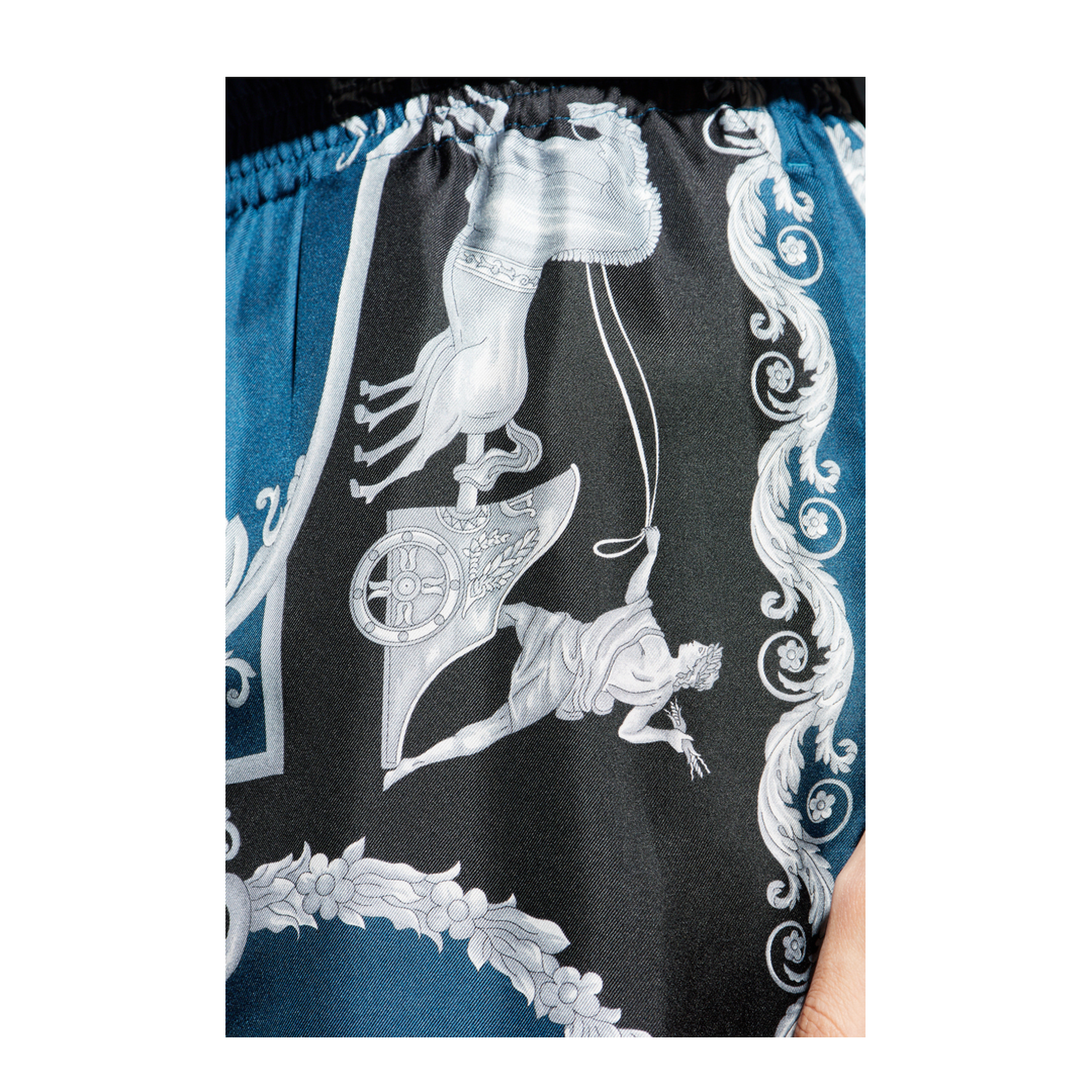 Silk Shorts Blue Black