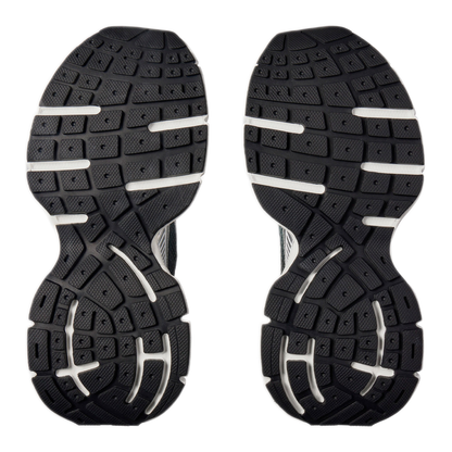 Gradient Sneaker in Black Grey White