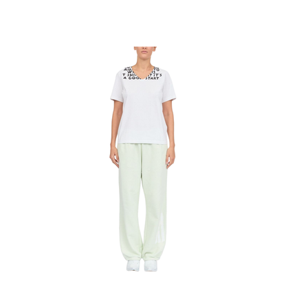 V-neck T-shirt