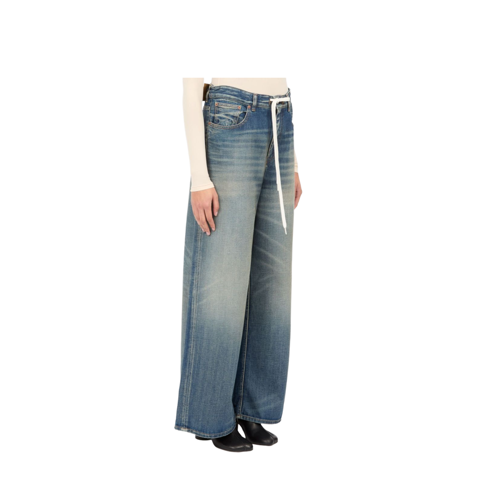 Wide-leg jeans