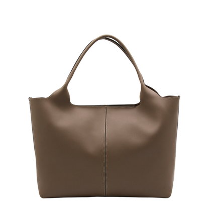 Shopping Bag in Leather Medium-Small